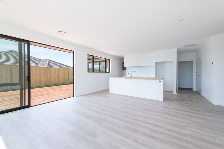 Photo of property in 43 Katania Heights, Brightwater, 7022