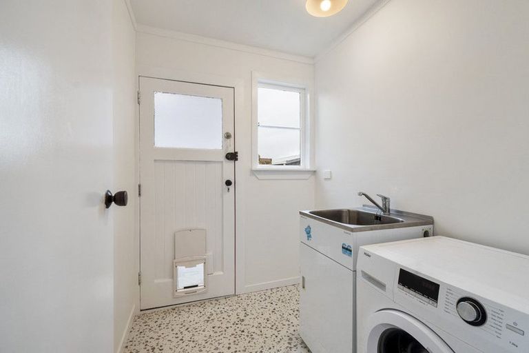 Photo of property in 20 Tweed Street, Roslyn, Palmerston North, 4414