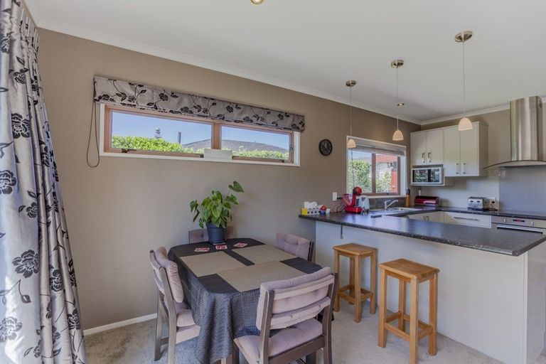 Photo of property in 12 Ngarimu Crescent, Taradale, Napier, 4112