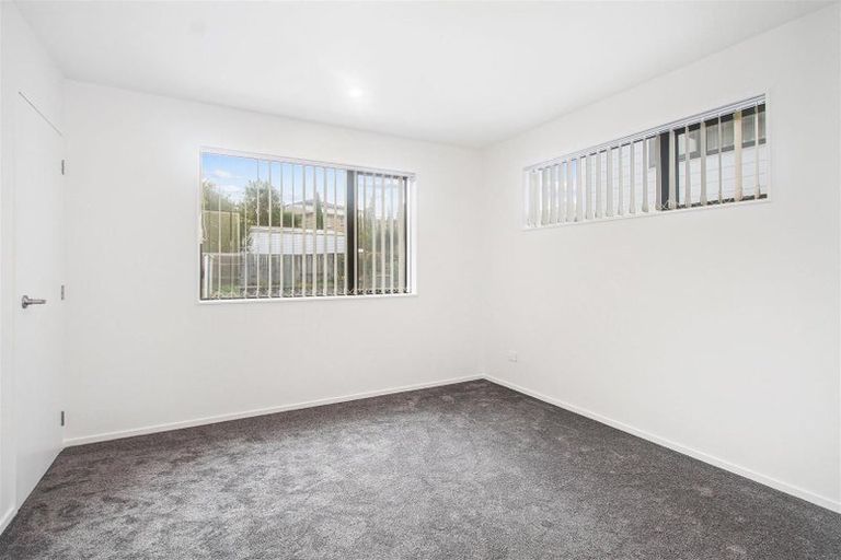 Photo of property in 21d Andrew Road, Howick, Auckland, 2010