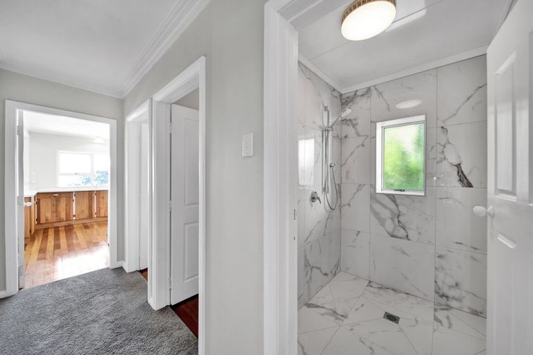 Photo of property in 2a Sackville Street, Fitzroy, New Plymouth, 4312