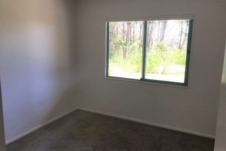 Photo of property in 393 Kahikatea Flat Road, Waitoki, Kaukapakapa, 0871
