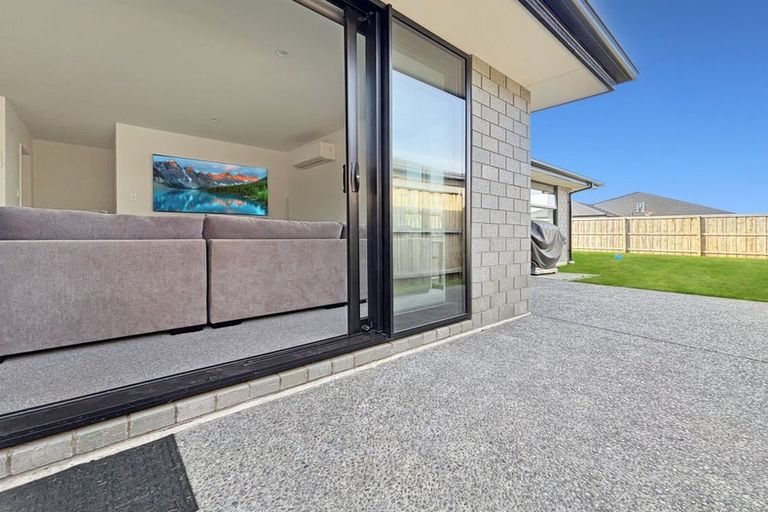 Photo of property in 92 Lady Isaac Drive, Rolleston, 7615