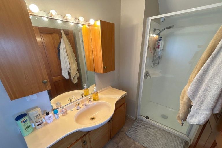 Photo of property in 1/64 Peer Street, Upper Riccarton, Christchurch, 8041