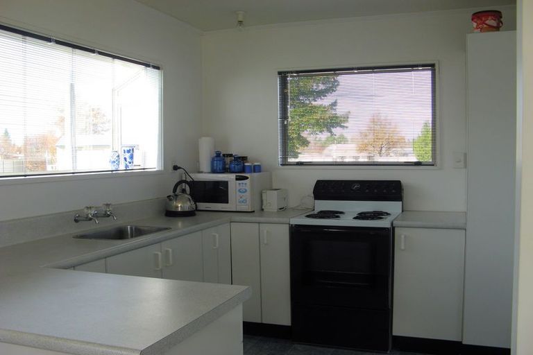 Photo of property in 10 Totara Drive, Twizel, 7901