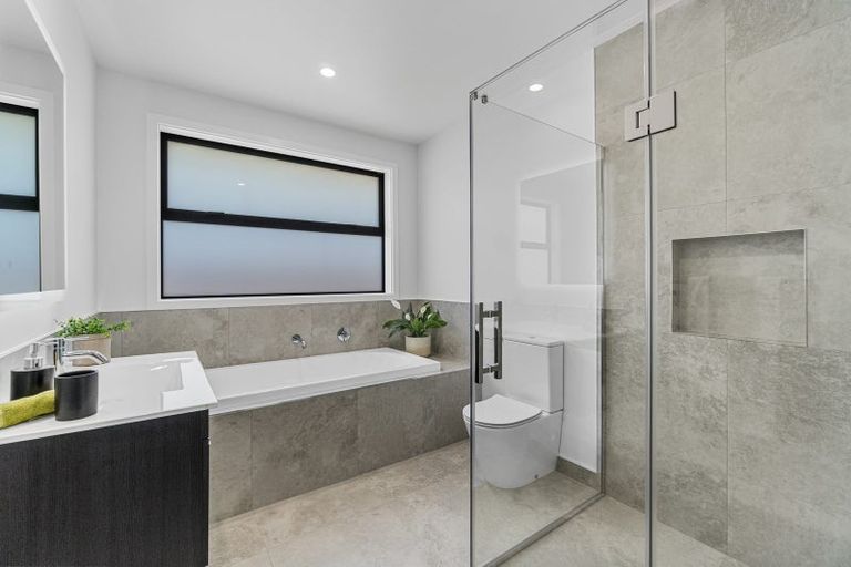 Photo of property in 8 Kimbolton Street, Rototuna North, Hamilton, 3210