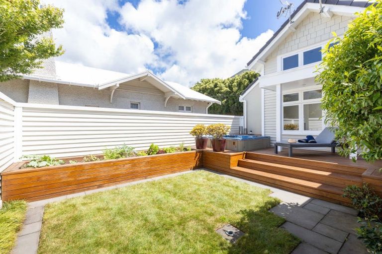 Photo of property in 83 Brougham Street, New Plymouth, 4310