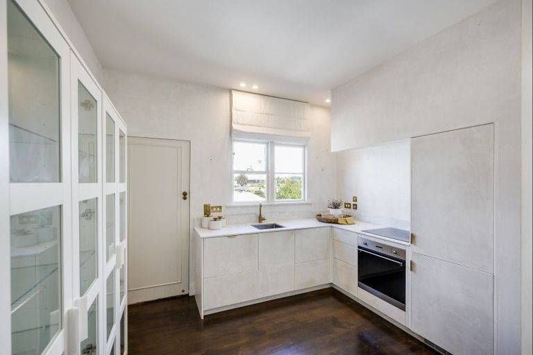 Photo of property in 541c Marine Parade, Napier South, Napier, 4110