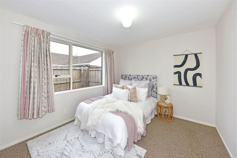 Photo of property in 2 Wynand Place, Sockburn, Christchurch, 8042