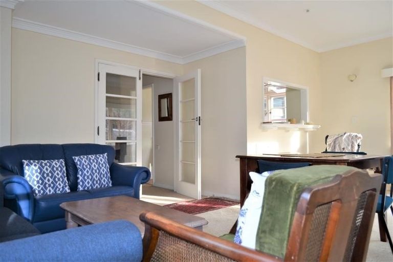 Photo of property in 6a Sefton Street, Wadestown, Wellington, 6012
