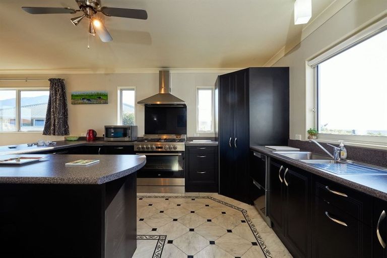 Photo of property in 5 Hawthorne Road, Kaikoura, 7300