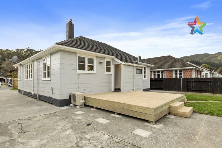 Photo of property in 16 Harris Street, Naenae, Lower Hutt, 5011