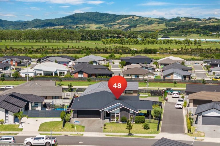 Photo of property in 48 Farrier Street, Papamoa, 3118