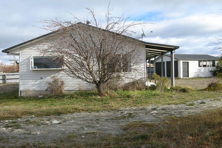 Photo of property in 10 Totara Drive, Twizel, 7901