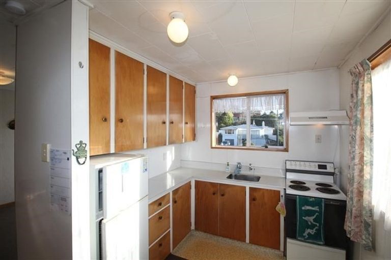 Photo of property in 4 Elwyn Crescent, Green Island, Dunedin, 9018