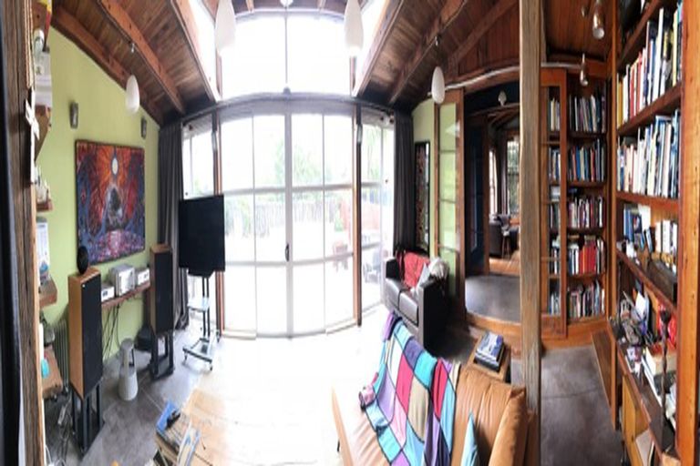 Photo of property in 10 Moss Street, Portobello, Dunedin, 9014