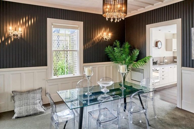 Photo of property in 7 Hay Street, Oriental Bay, Wellington, 6011