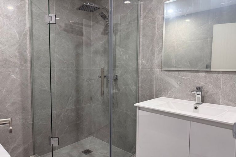 Photo of property in 163b Bradbury Road, Botany Downs, Auckland, 2010