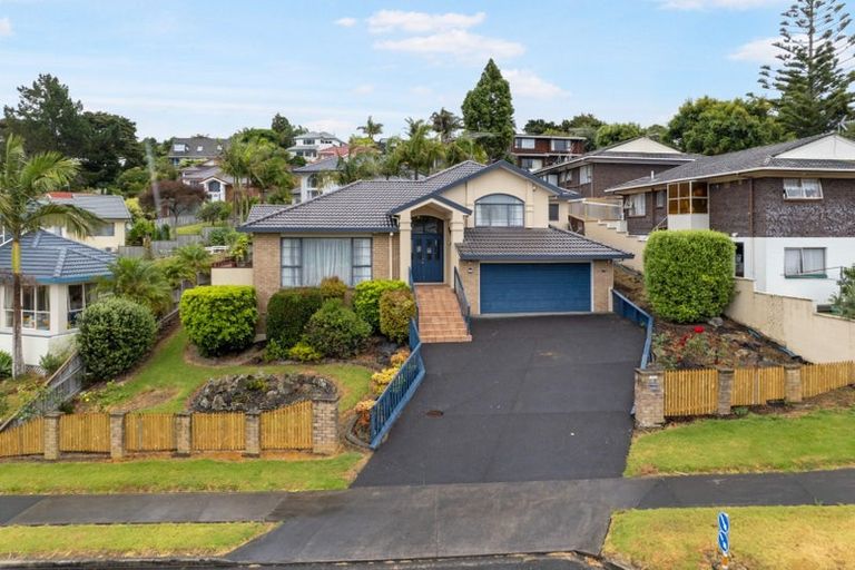 Photo of property in 74 Velma Road, Hillcrest, Auckland, 0627