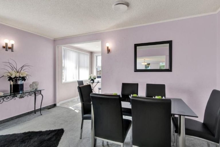 Photo of property in 9 Kennedy Place, Merrilands, New Plymouth, 4312