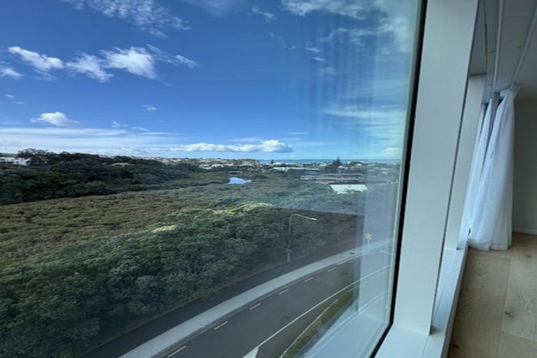 Photo of property in 601/20 Omana Road, Milford, Auckland, 0620