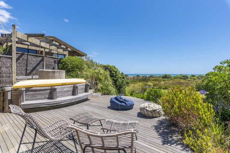 Photo of property in 23 Rodney Avenue, Te Horo Beach, Otaki, 5581