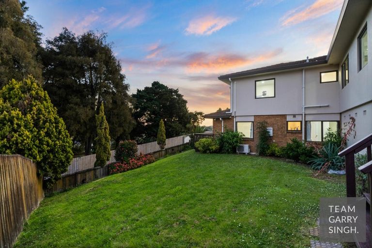 Photo of property in 7 Chieftain Rise, Goodwood Heights, Auckland, 2105