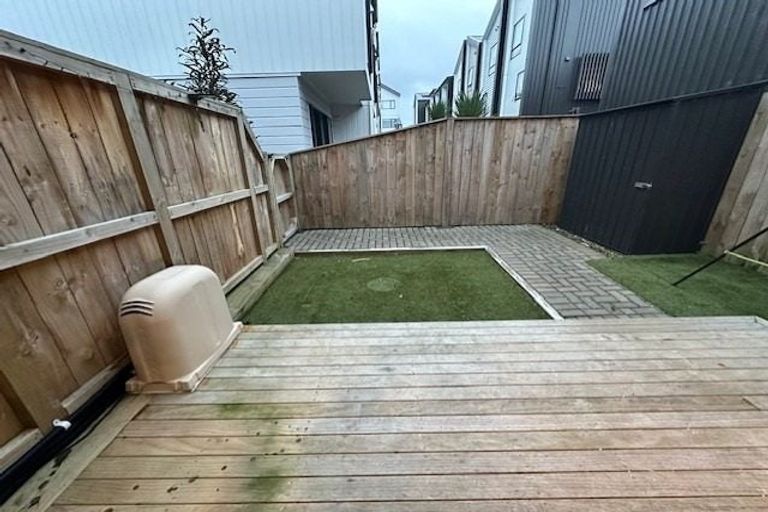 Photo of property in 33/36 Westgate Drive, Westgate, Auckland, 0614