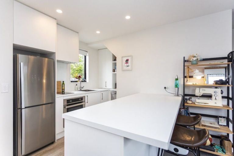 Photo of property in 1/130 Olliviers Road, Phillipstown, Christchurch, 8011