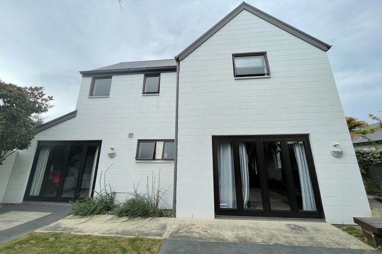 Photo of property in 77 Abberley Crescent, St Albans, Christchurch, 8014