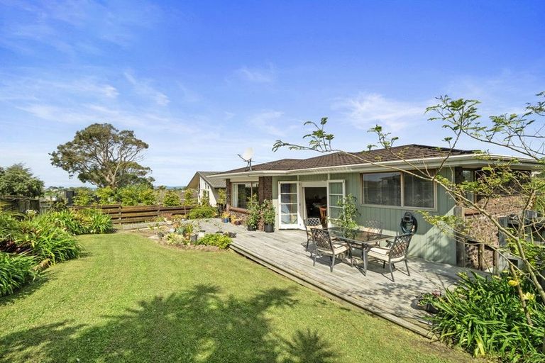 Photo of property in 85 Weatherly Road, Torbay, Auckland, 0630