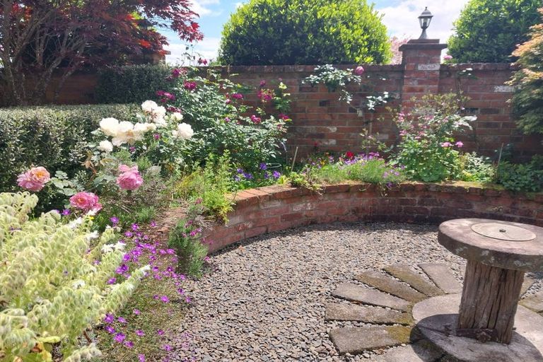 Photo of property in 23 Lee Road, Burbush, Hamilton, 3289