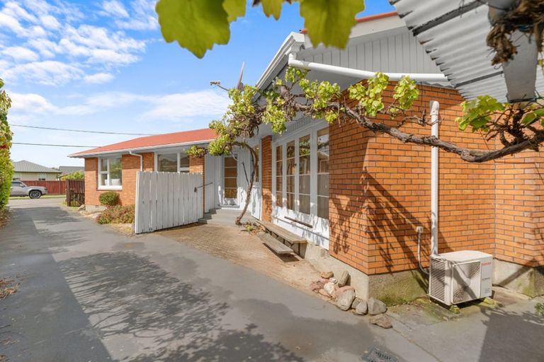 Photo of property in 11 Palmside Street, Somerfield, Christchurch, 8024