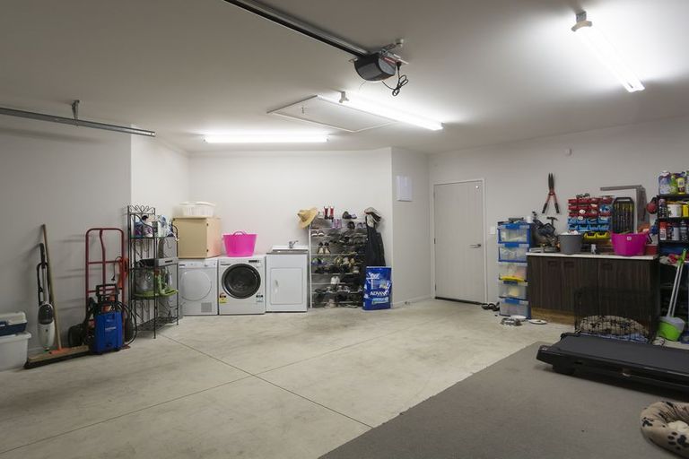 Photo of property in 146 Oteki Park Drive, Welcome Bay, Tauranga, 3112