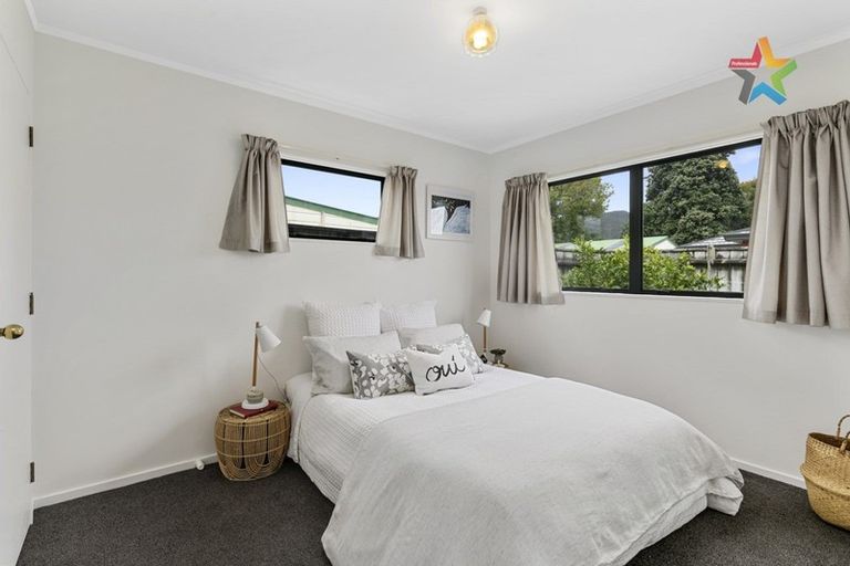 Photo of property in 1/4 Porutu Street, Fairfield, Lower Hutt, 5011