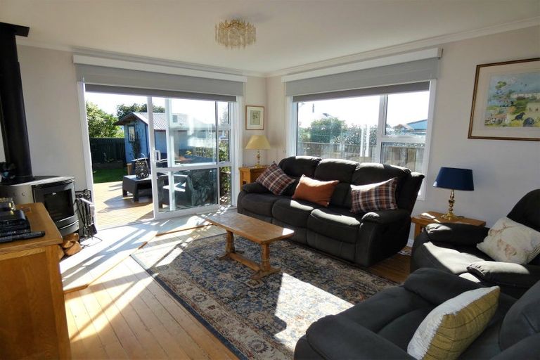 Photo of property in 23 Gladstone Street, Westport, 7825