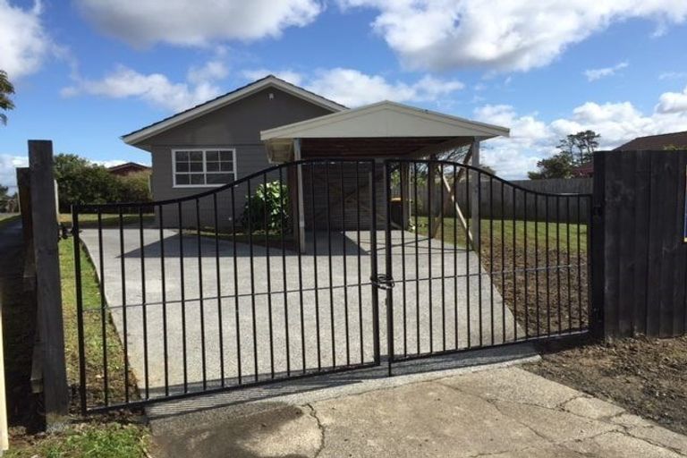 Photo of property in 105 Finlayson Avenue, Clendon Park, Auckland, 2103
