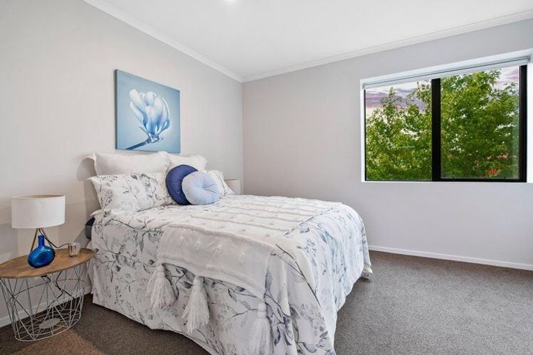 Photo of property in 6/89 Hobsonville Point Road, Hobsonville, Auckland, 0616