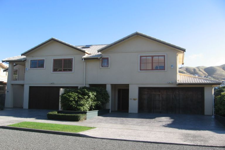 Photo of property in 53 Lakewood Avenue, Churton Park, Wellington, 6037