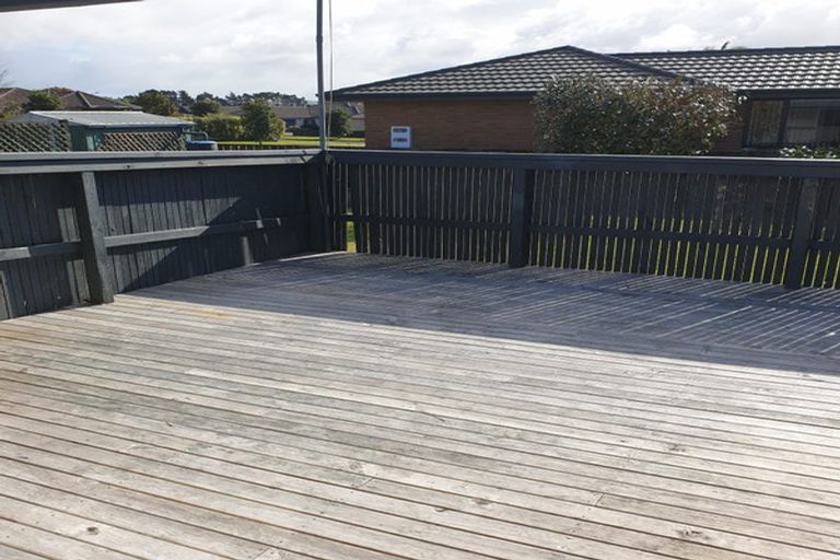 Photo of property in 82 Sandspit Road, Waiuku, 2123