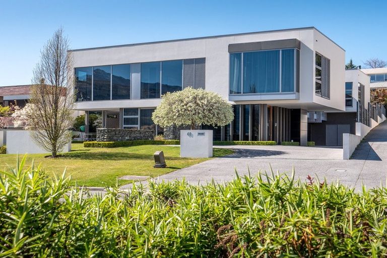 Photo of property in 48 Lake Avenue, Frankton, Queenstown, 9300