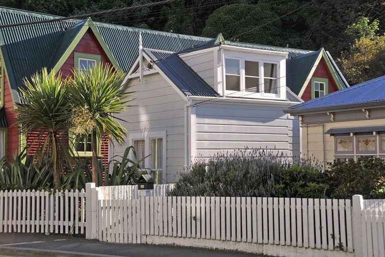 Photo of property in 188 Aro Street, Aro Valley, Wellington, 6021