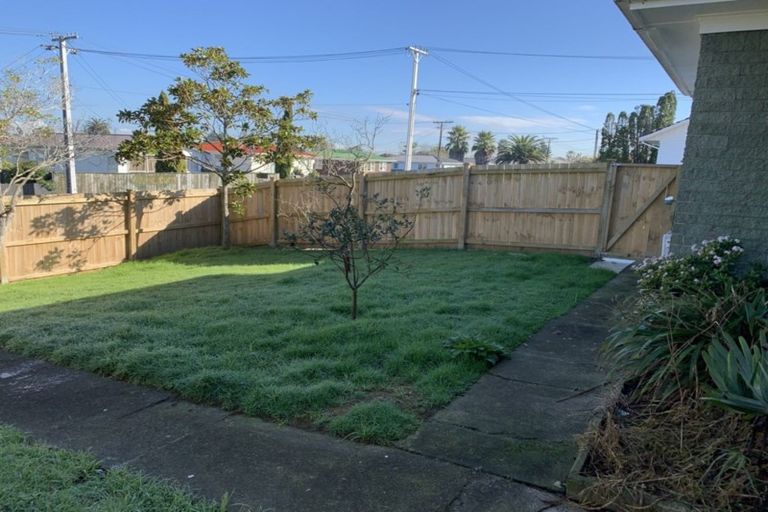 Photo of property in 51 Cargill Street, Papakura, 2110