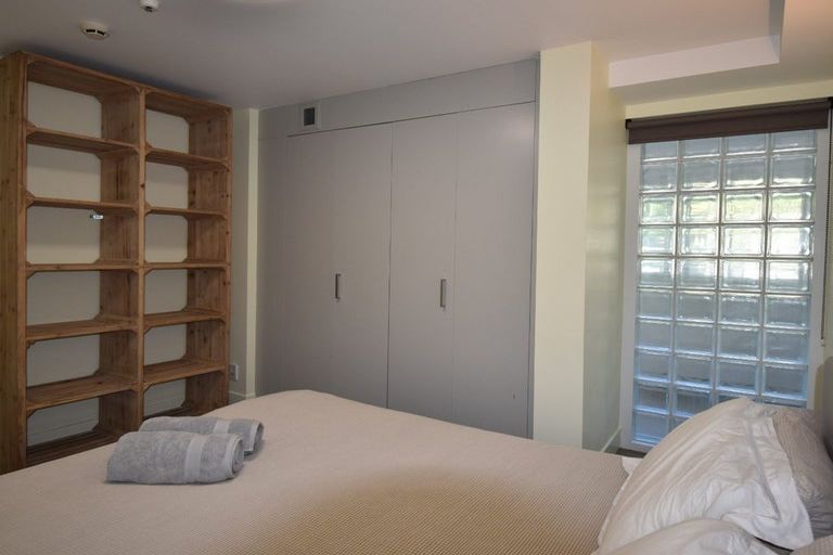 Photo of property in The Capital, 15/370 Oriental Parade, Oriental Bay, Wellington, 6011