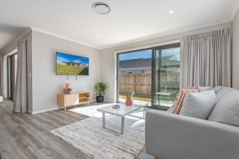 Photo of property in 20 Atlantic Drive, Fitzherbert, Palmerston North, 4410