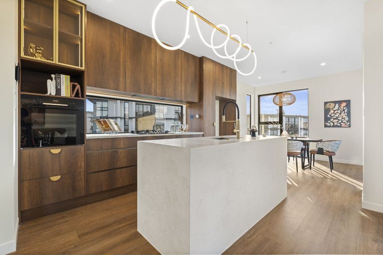 Photo of property in 2 Kiokio Street, Long Bay, Auckland, 0630