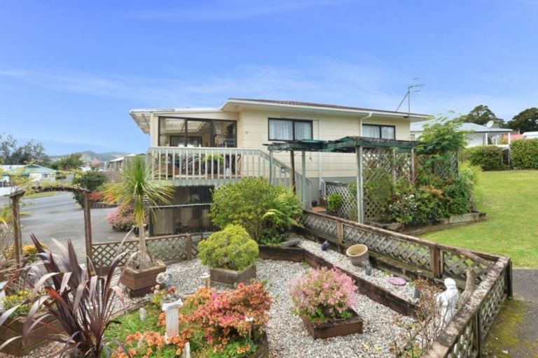 Photo of property in 127 Paramount Parade, Tikipunga, Whangarei, 0112