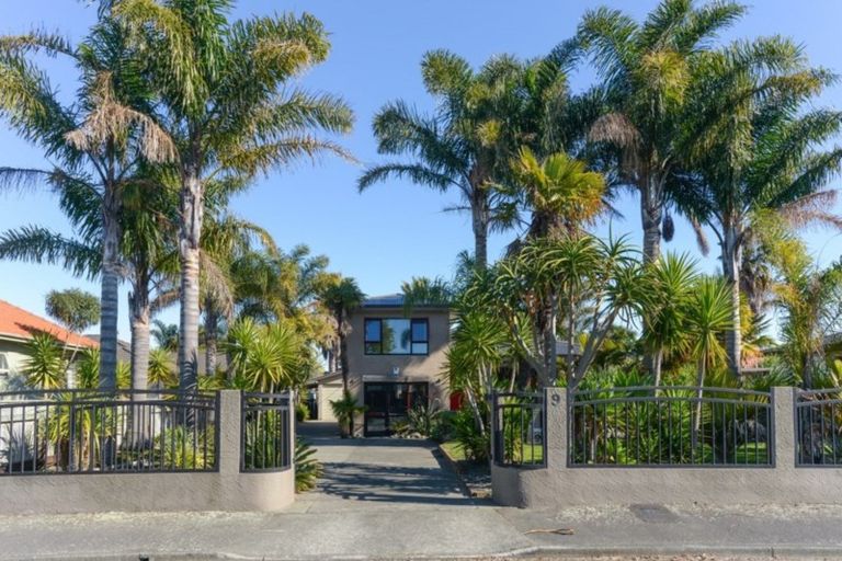 Photo of property in 9 Anzac Avenue, Onekawa, Napier, 4110