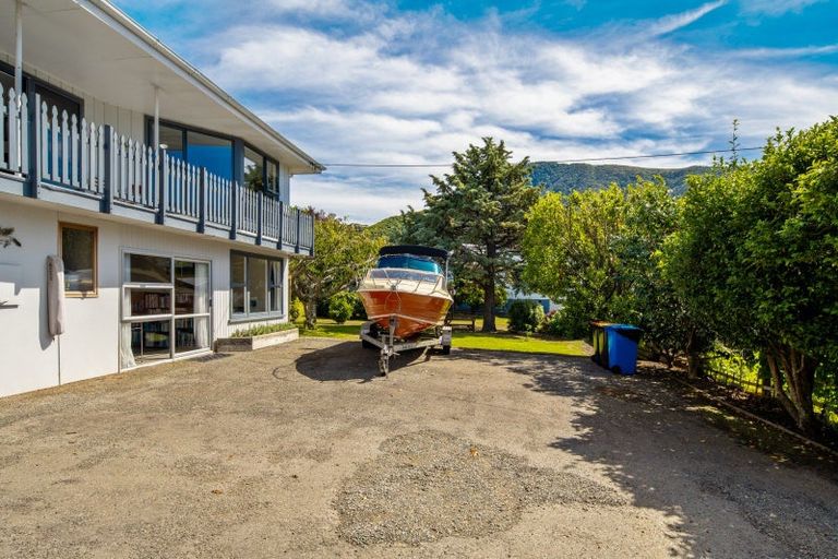 Photo of property in 20a Canterbury Street, Picton, 7220