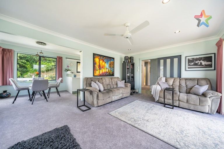 Photo of property in 20 Chestnut Grove, Maungaraki, Lower Hutt, 5010